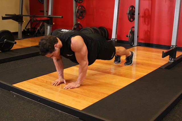 Close-Grip (Diamond) Push-Ups – start position