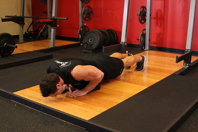 Close-Grip (Diamond) Push-Ups – end position