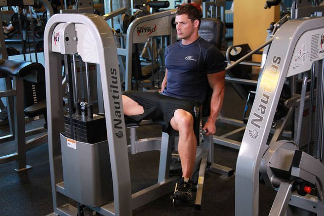 Hip Abduction Machine – end position